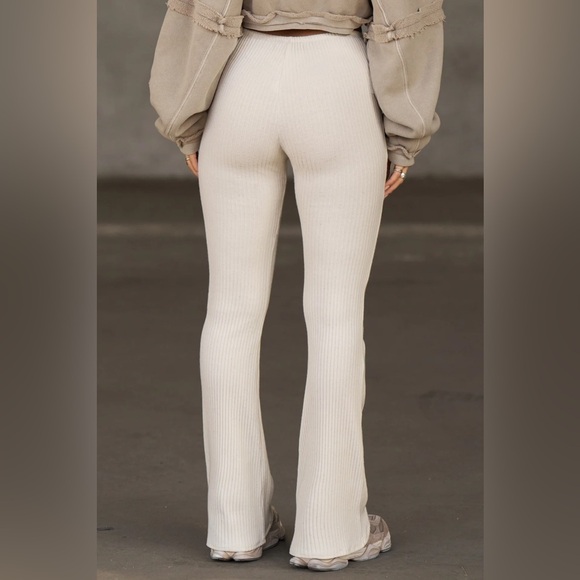 SOLD JOAH BROWN Fitted Mini Flare Pant Natural Luxe Knit NWT Size XS/Small - Picture 2 of 13